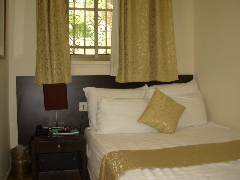 Hotel The Little House In Bakah à Jérusalem Extérieur photo